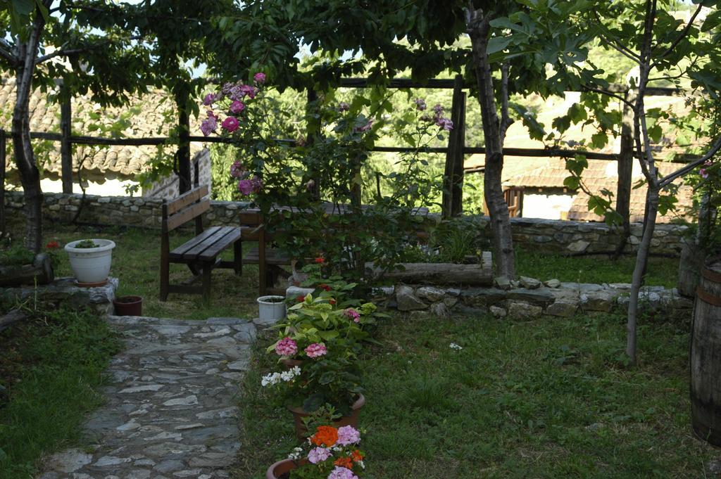 Guesthouse Klearchos Palaios Panteleimonas Luaran gambar