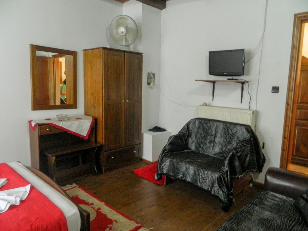 Guesthouse Klearchos Palaios Panteleimonas Luaran gambar